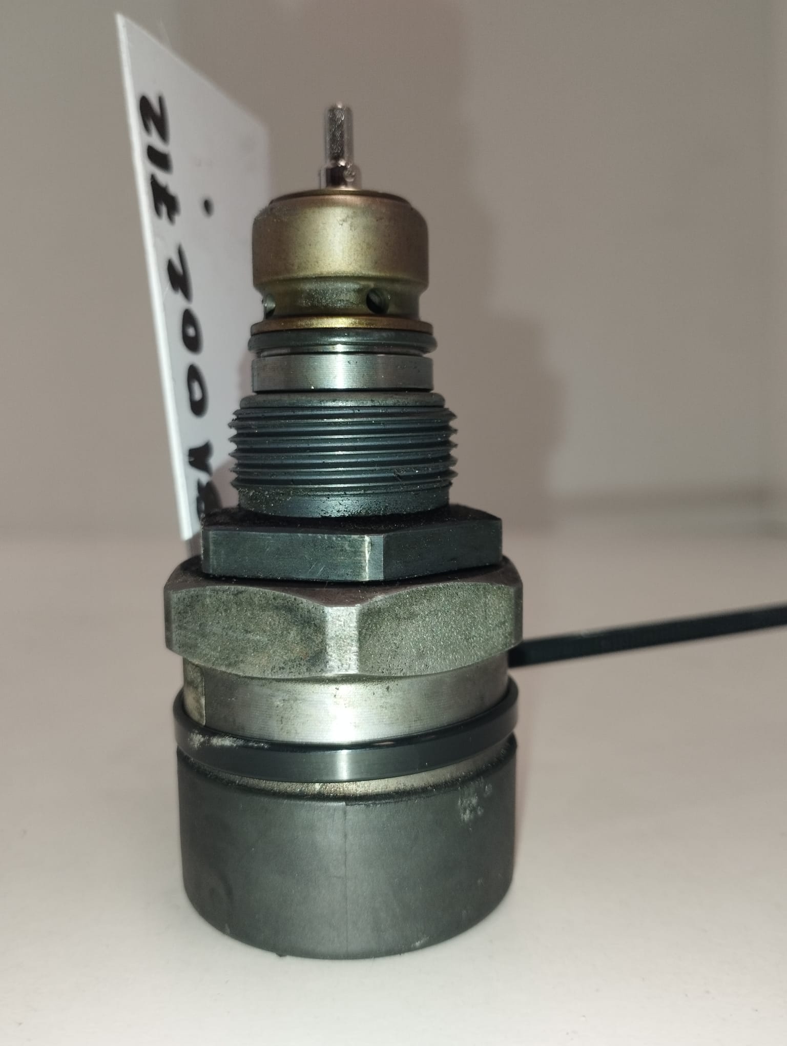 Sensor presion de combustible Volvo 30777576 8 Sensor presion de combustible Volvo 30777576 - Imagen 8