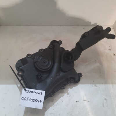 Separador de aceite Audi S4 06E103547
