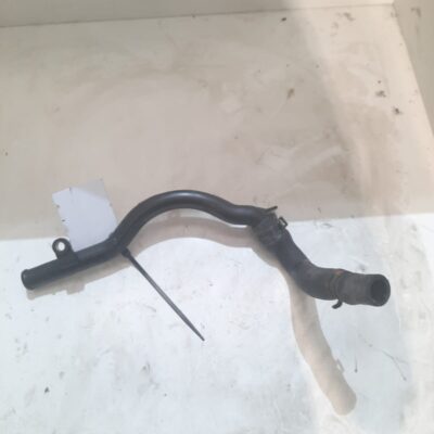 Tubería de radiador Audi S4 06E121044D